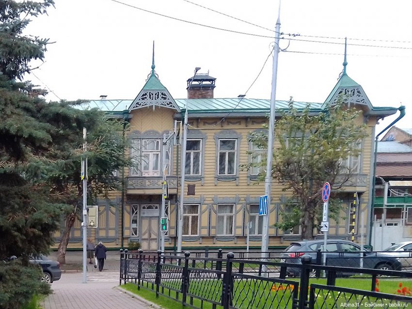 Городские зарисовки. Осень 2024 год (фото 6)