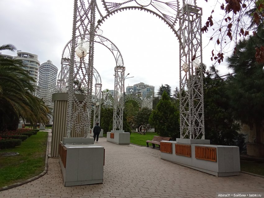 Сочи. Море и цветы (5) — Разные шарнирные куклы (не БЖД): редкие