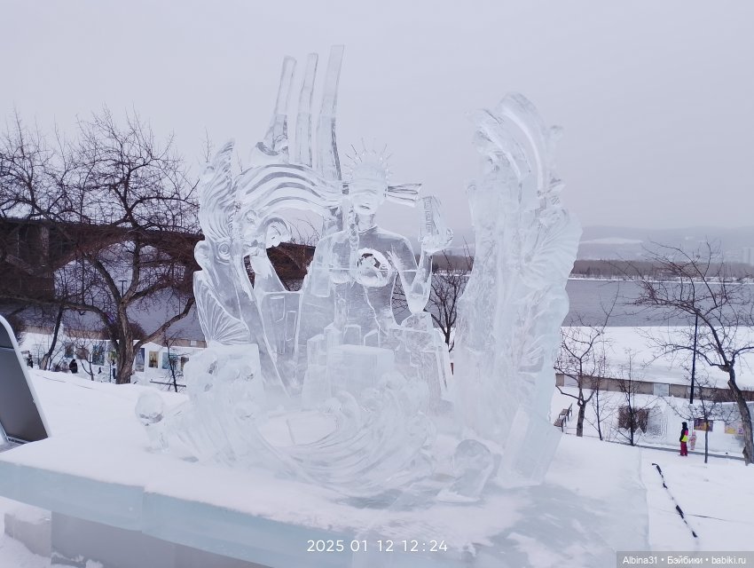 Немного зимы. Волшебный лёд