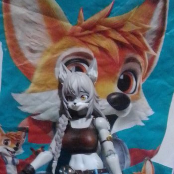 Лисичка не сестричка...