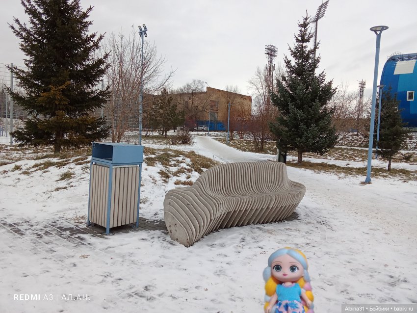 Зимний парк — Игровые куклы разных производителей (Разное): редкие бренды