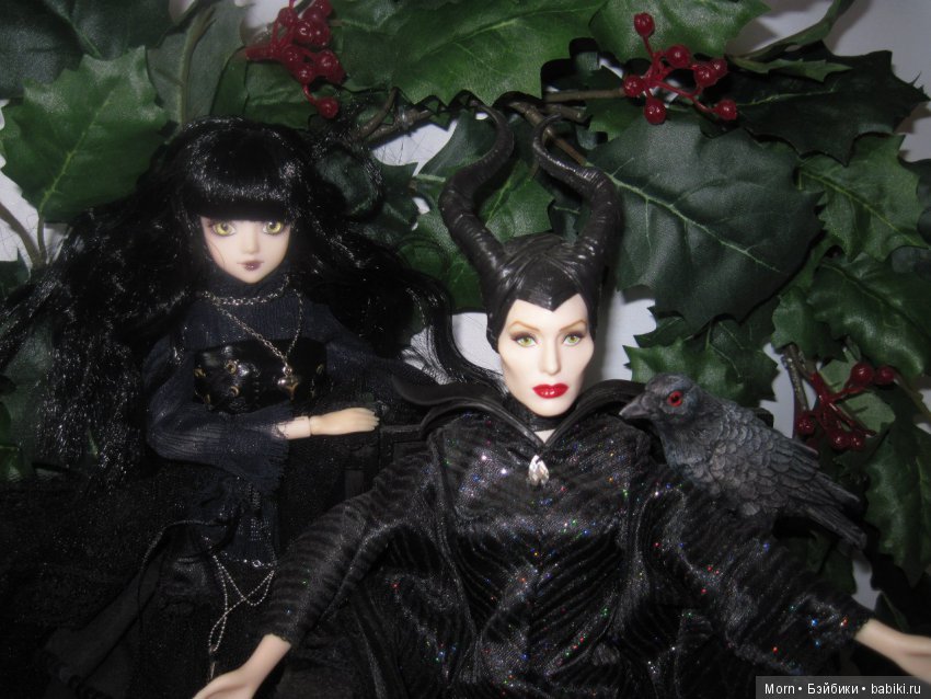 Мир 1/6. Мои прекрасные "злые" ведьмы. Малефисента и ее Двор (фото 2)