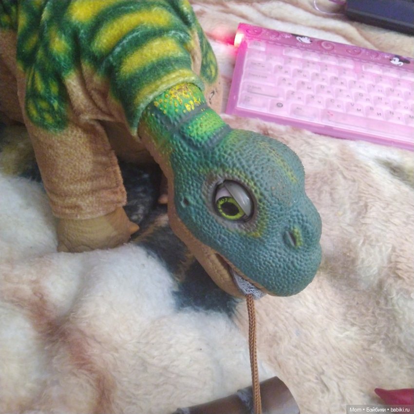 Зеленоглазый динозаврик Ранго (фото 4)