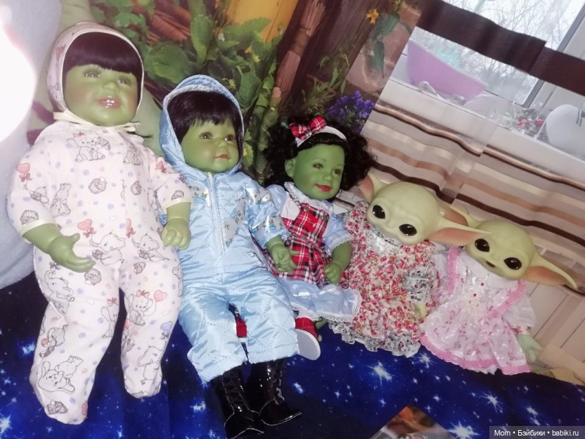 Инопланетянки, обновки и динозавры