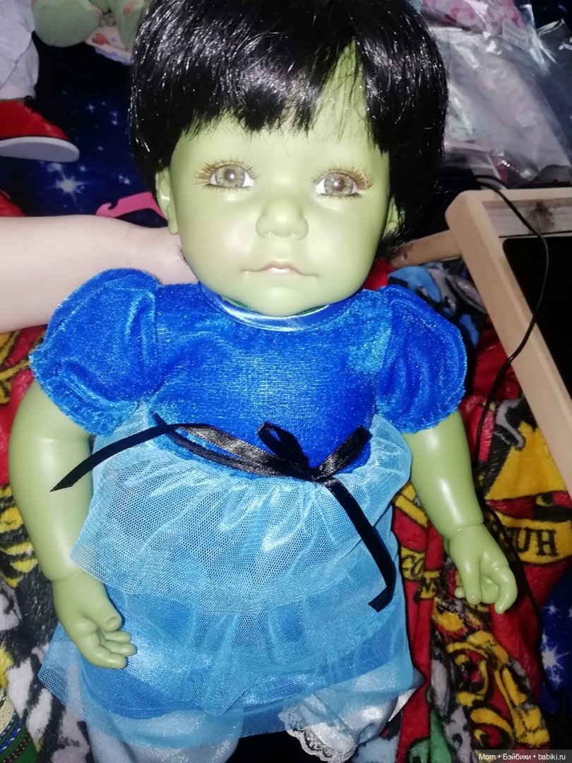 Инопланетянки, обновки и динозавры