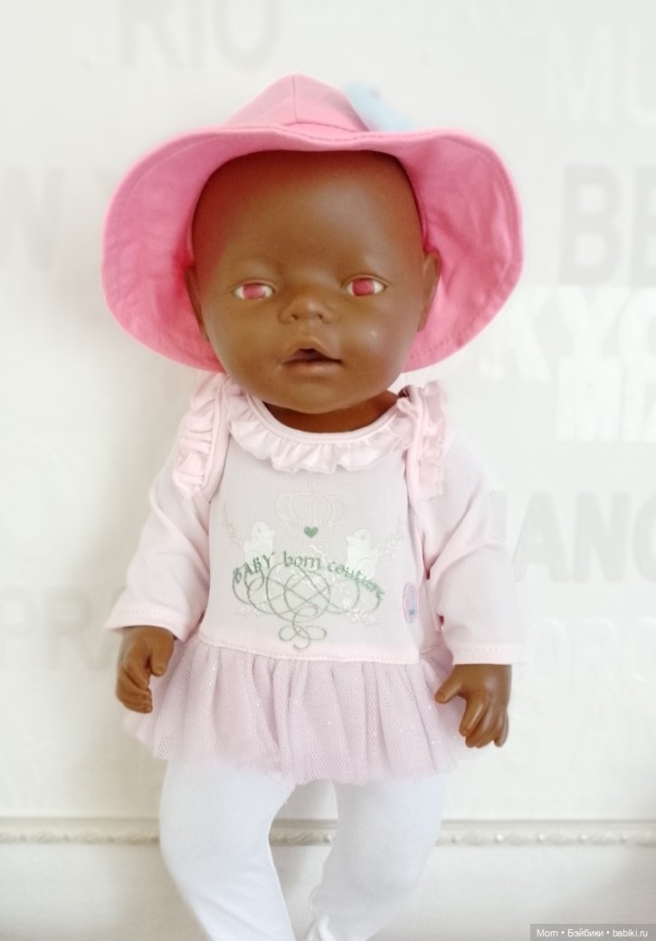 Новоприбывшие мулаточки Беби Бон и компания