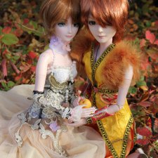 В цвете осени: Элена и Эна