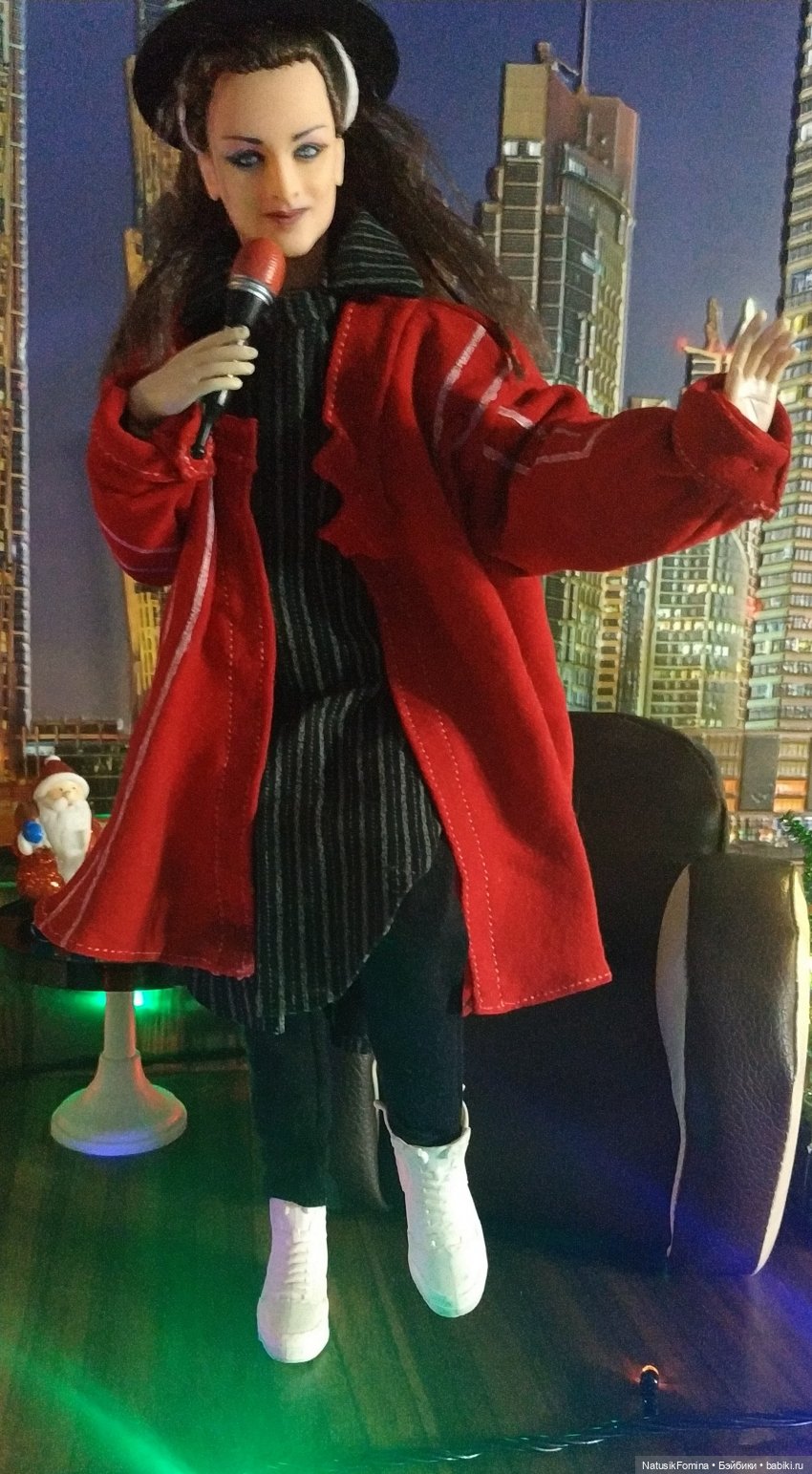 Новогодняя телепрограмма на Бэйбиках. Мелодии и ритмы зарубежной эстрады. Бой Джордж