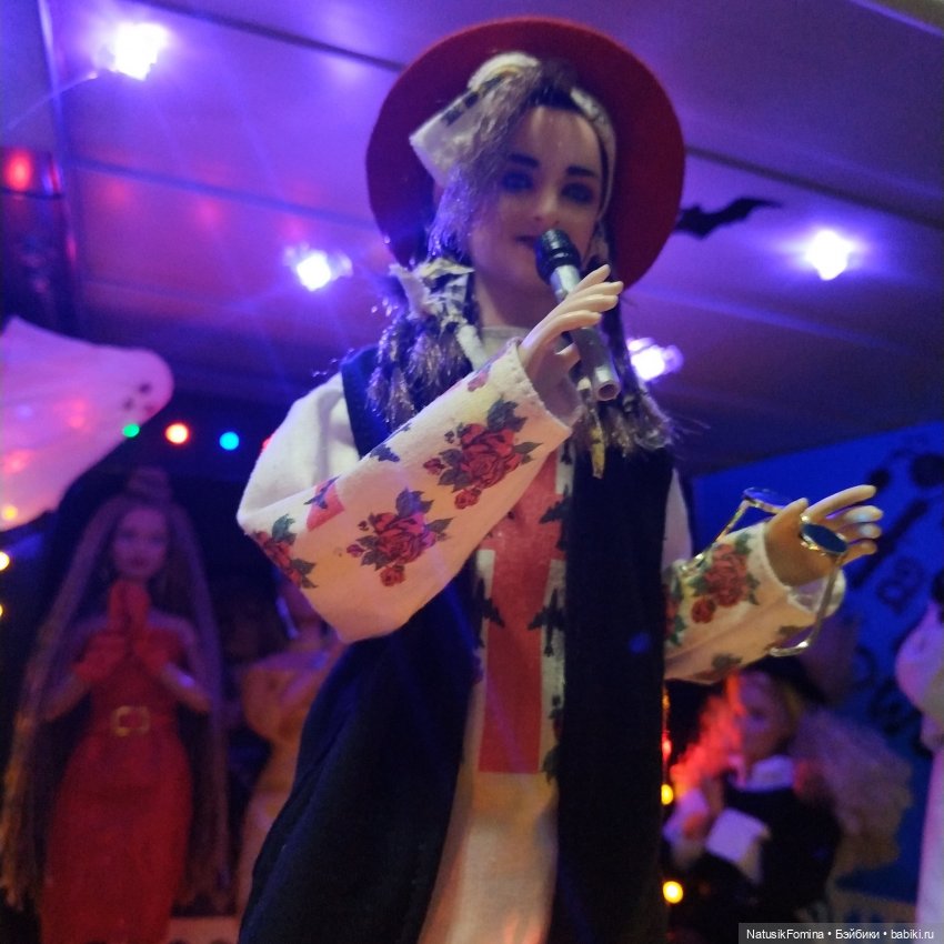 Новогодняя телепрограмма на Бэйбиках. Мелодии и ритмы зарубежной эстрады. Бой Джордж (фото 8)