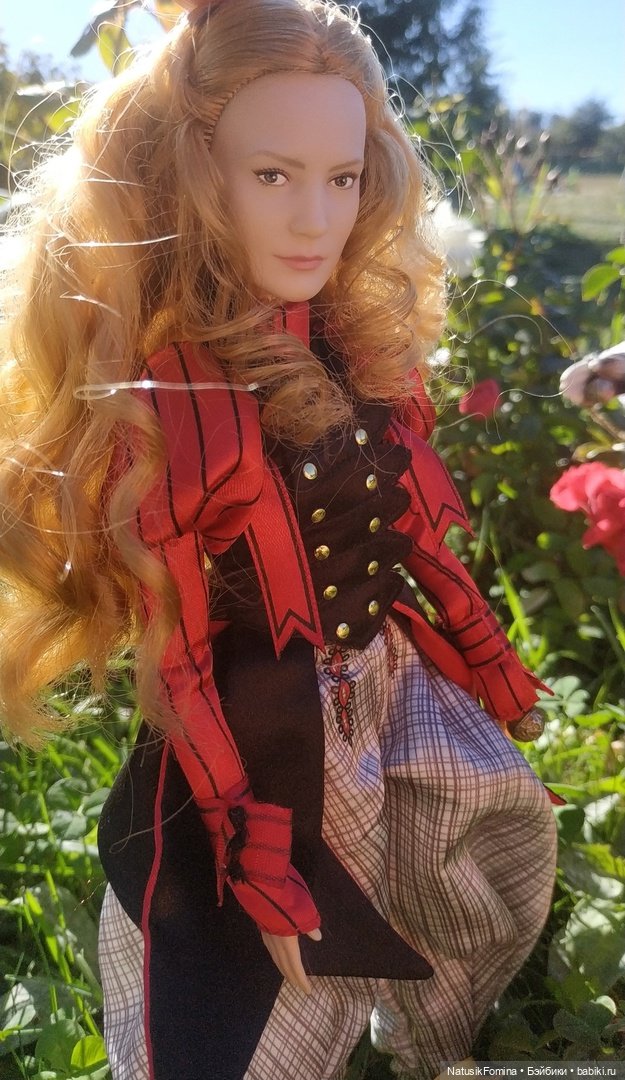 Алиса и Безумный Шляпник в одном чудесатом месте