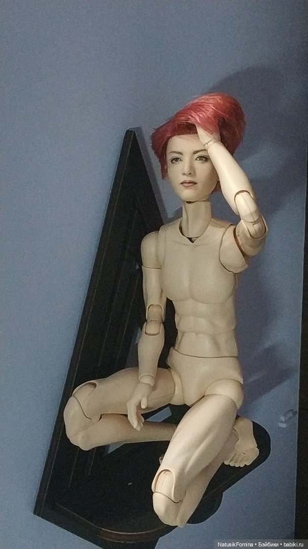 Obitsu 30 см - мини-обзор на шарнирное мужское тело 1:6 (фото 9)