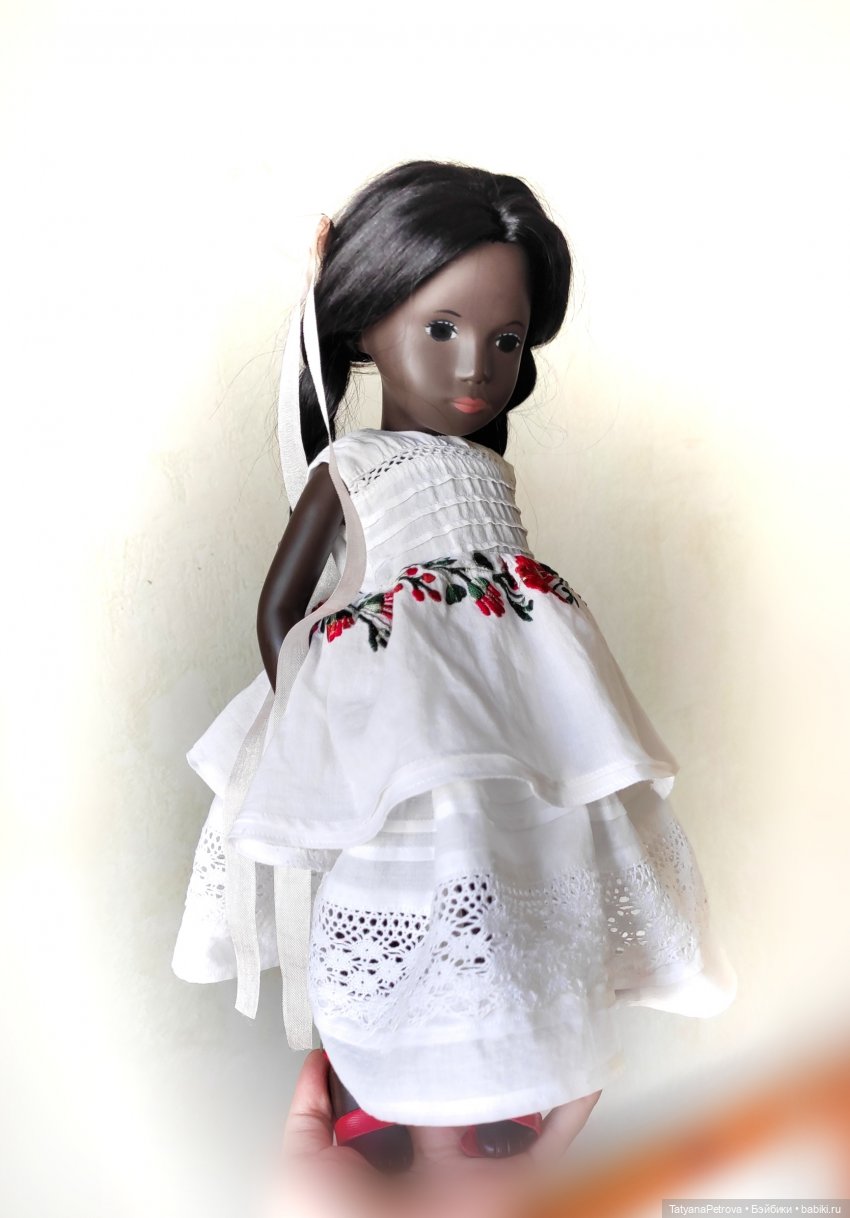 Новые Сашки. Саша Моргенталер и одёжки из винтажных тканей