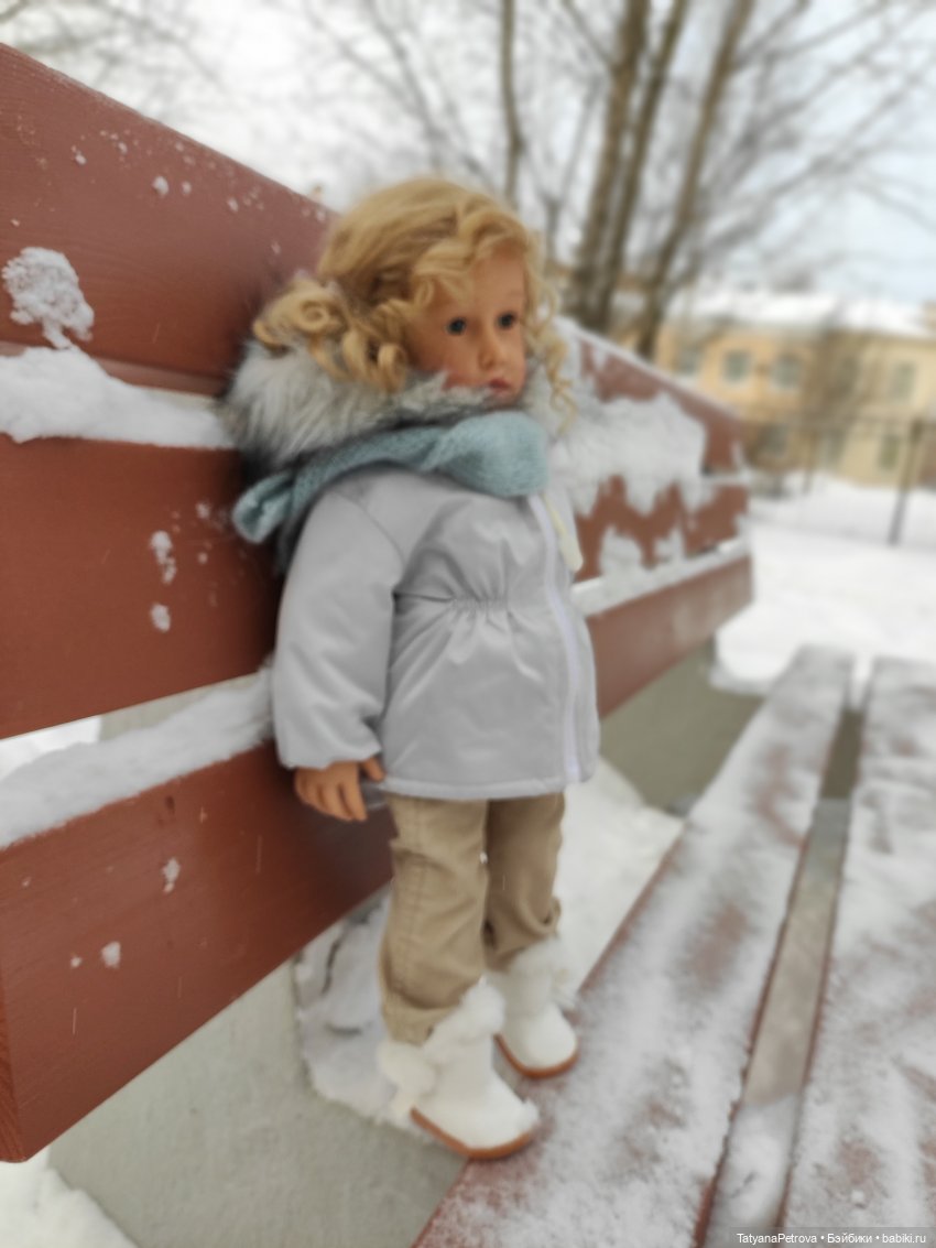 Снегурочка под ёлочкой, Aimee Gotz