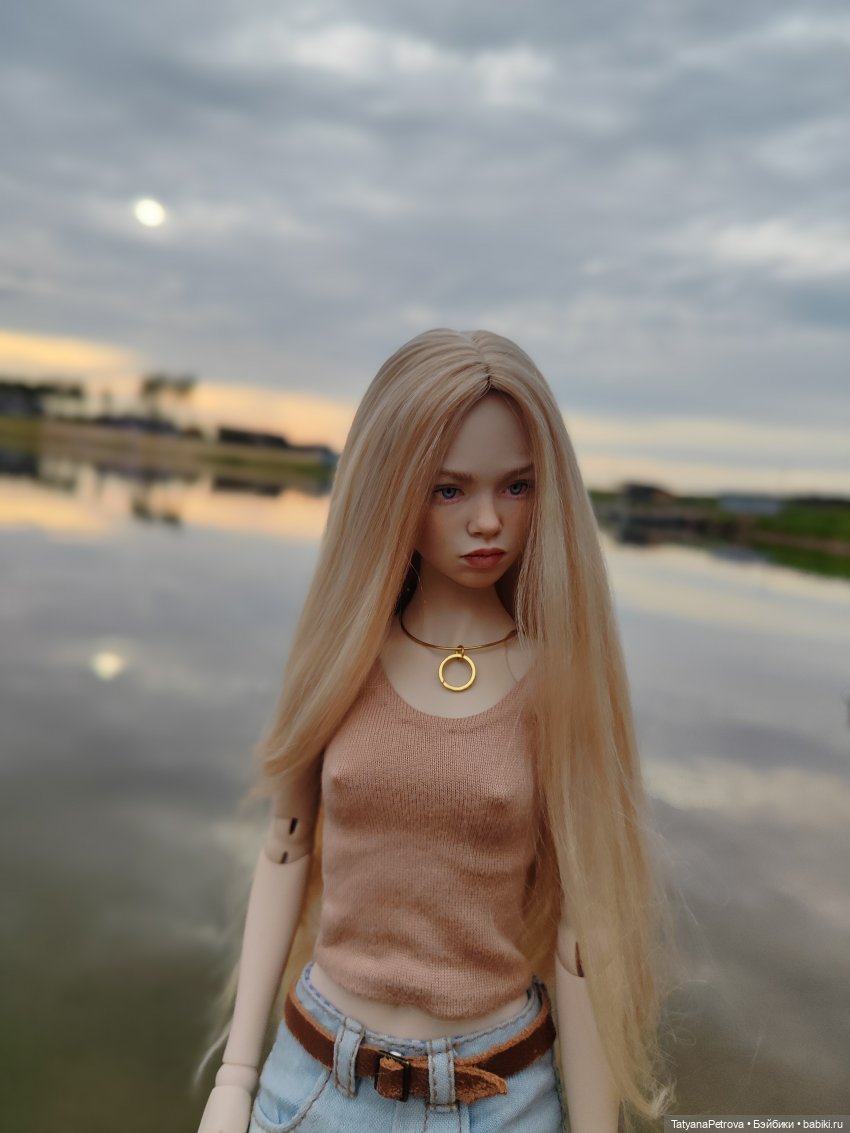 Часть вторая. Три солнца)