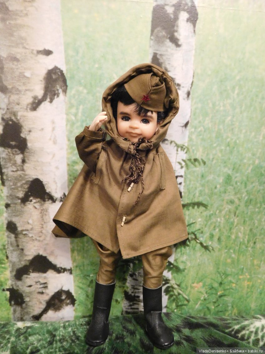 "Где похоронен: Литовская 6.6.6.Р, Ездковский р-он, д.Мединиски, южнее деревни 500м на опушке леса"