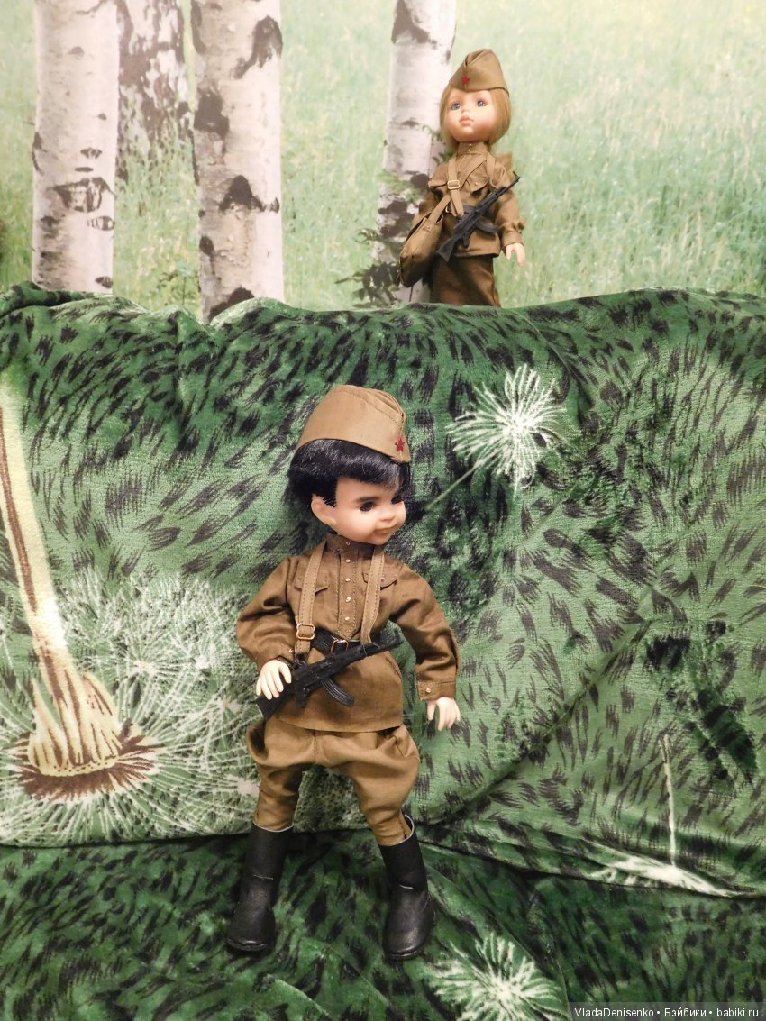 "Где похоронен: Литовская 6.6.6.Р, Ездковский р-он, д.Мединиски, южнее деревни 500м на опушке леса"