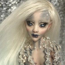 Космическая дева