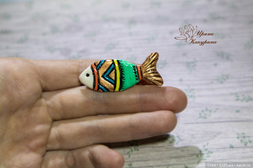 Брошки рыбёшки — Авторские игрушки из разных материалов: синельная проволока (фото 5)
