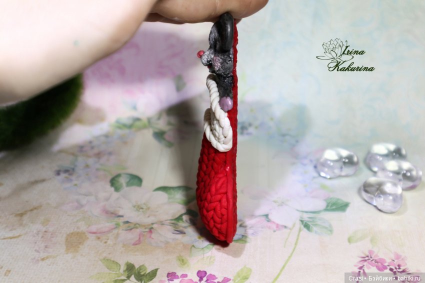 Мышонок в вязаном носочке (фото 3)