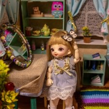 Люська и брошки бабочки