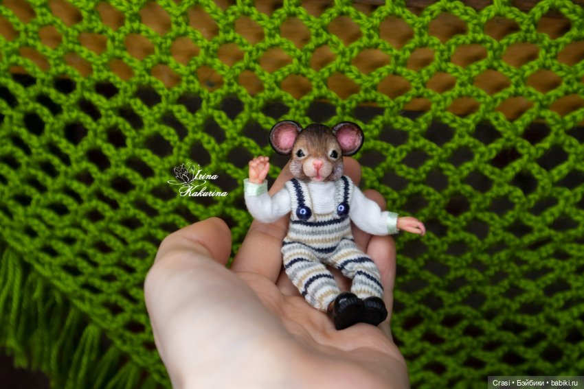 Мышуль поздравляет с наступающим 8 марта