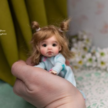 Миниатюрная кроха)