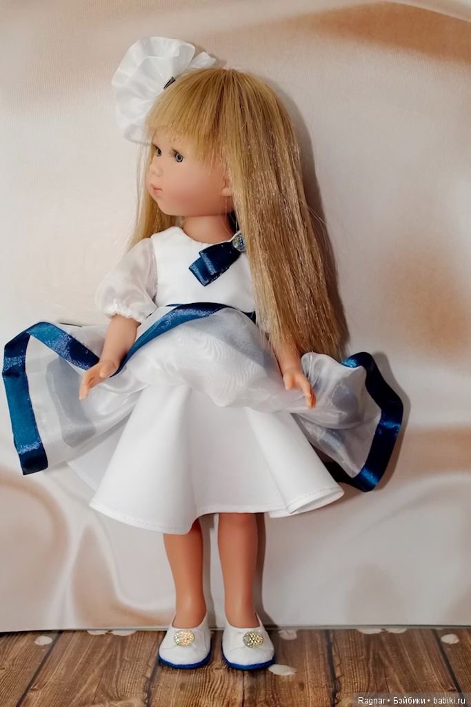 Две Карлотты - Carlota, Vestida de Azul (фото 2)