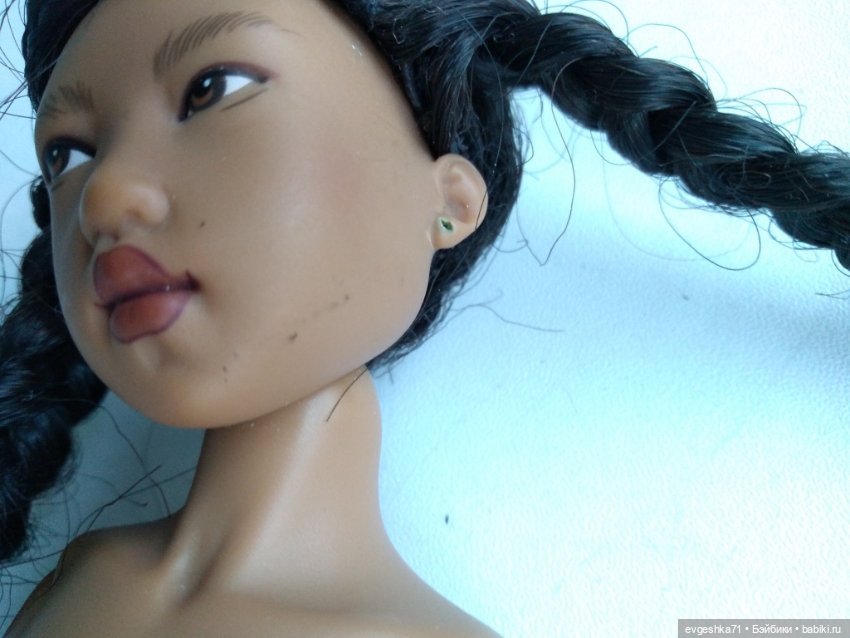 Прошу помощи у знатоков кукол Helen Kish