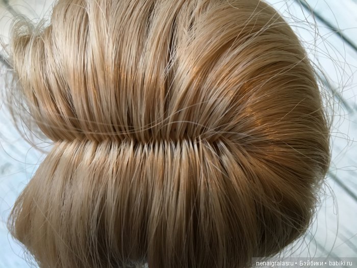 Обзор: Карла с каре и зелеными глазами от Paola Reina