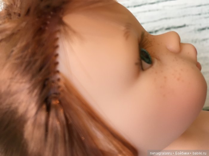 Обзор: Зеленоглазая, рыжая Кристи с челкой от Paola Reina (фото 6)