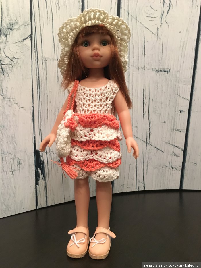 Обзор: Зеленоглазая, рыжая Кристи с челкой от Paola Reina