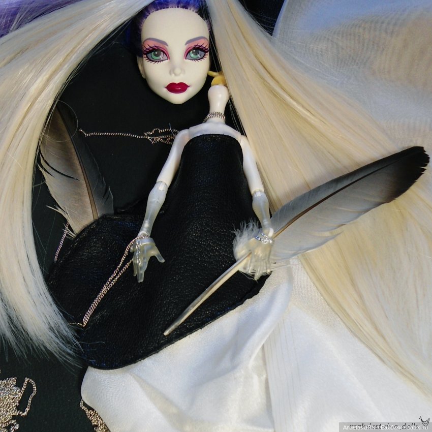 История трёх девчонок из Школы Монстров. Запись 4. Сильвера (Спектра) | Бэйбики История трёх девчонок из Школы Монстров. Запись 4. Сильвера (Спектра) (фото 4)