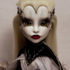 История трёх девчонок из Школы Монстров. Запись 4. Сильвера (Спектра)