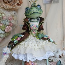 Лягушка-царевна. Художественная кукла