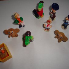 Киндер по мультфильму Крокодил Гена и Чебурашка. Маленькие новинки