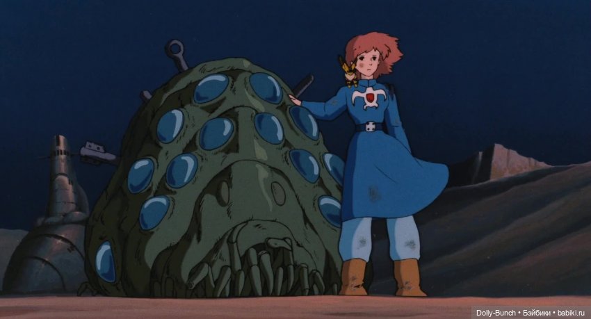 Богато украшенный скворечник