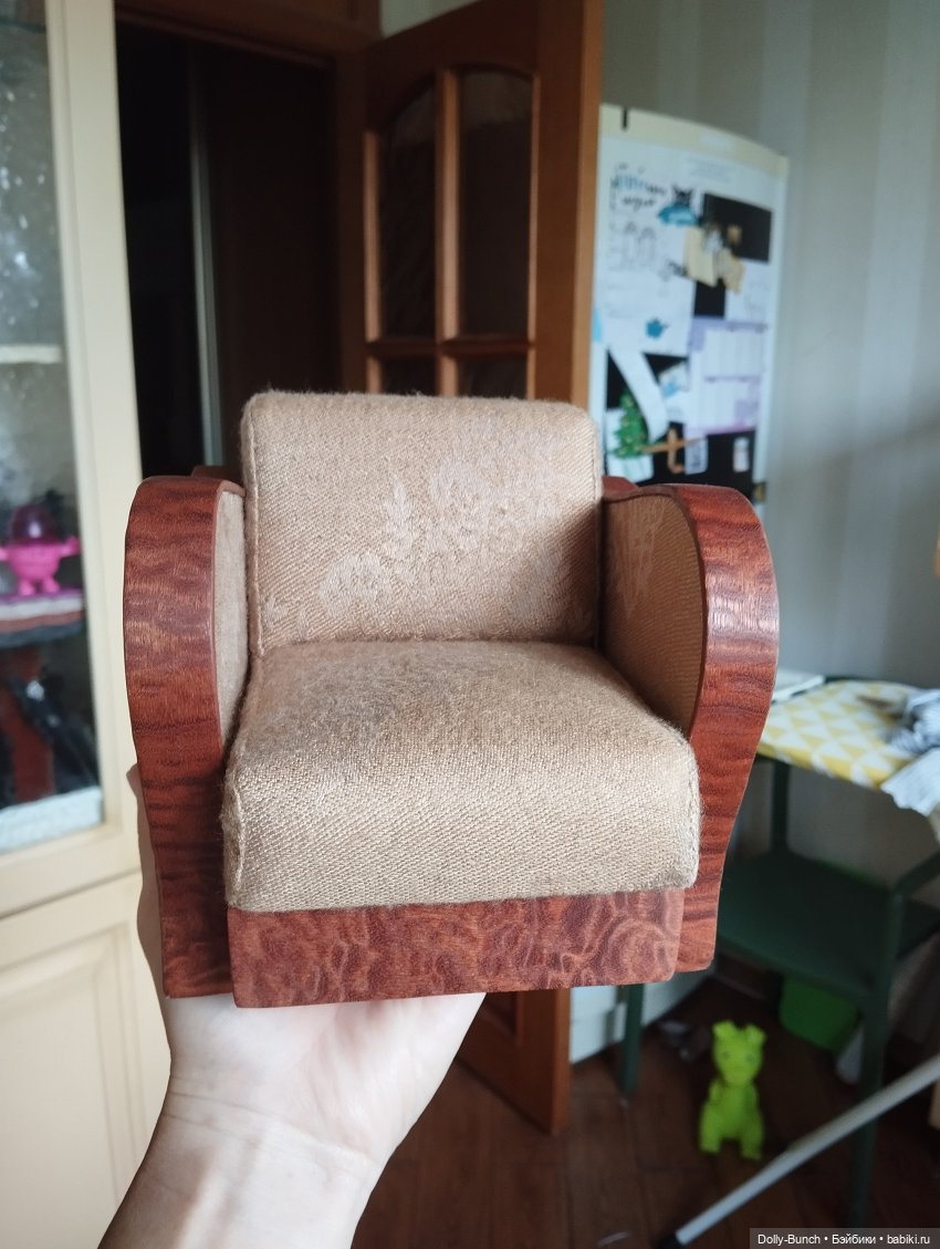 Всесторонне прекрасное кресло