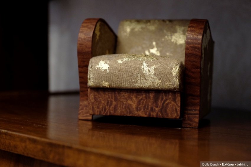 Всесторонне прекрасное кресло