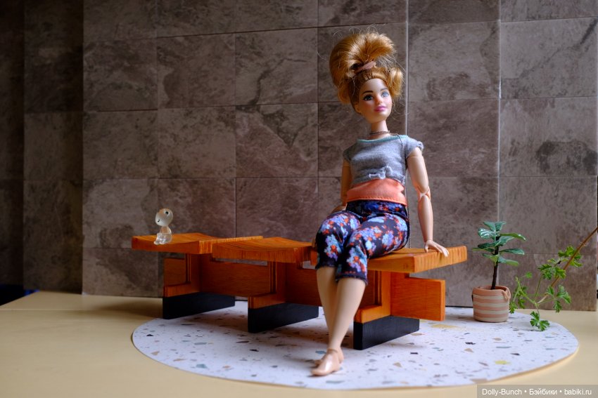 Скамейка в чулочках — Мебель для кукол и домиков: фото (фото 7)