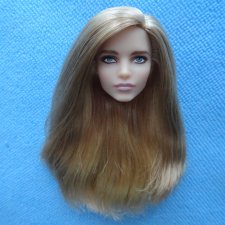Голова Барби Barbie Маттел. Голова Барби Barbie Маттел.