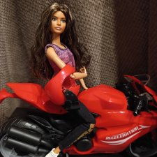 Мотоцикл+шлем для кукол 1/6