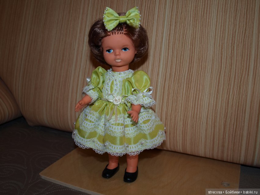 Бантики, чулочки, платьица, или как мне помогли одеть моих любимиц