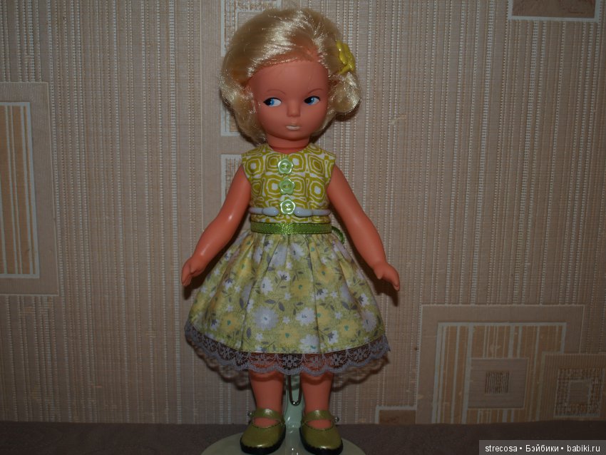 Бантики, чулочки, платьица, или как мне помогли одеть моих любимиц (фото 5)