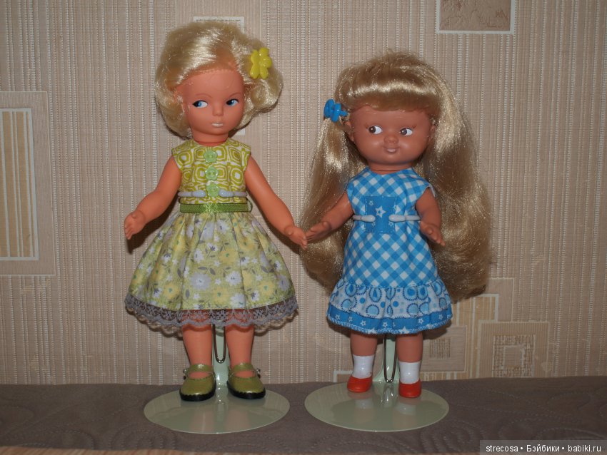 Бантики, чулочки, платьица, или как мне помогли одеть моих любимиц