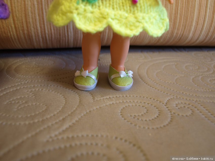 Бантики, чулочки, платьица, или как мне помогли одеть моих любимиц