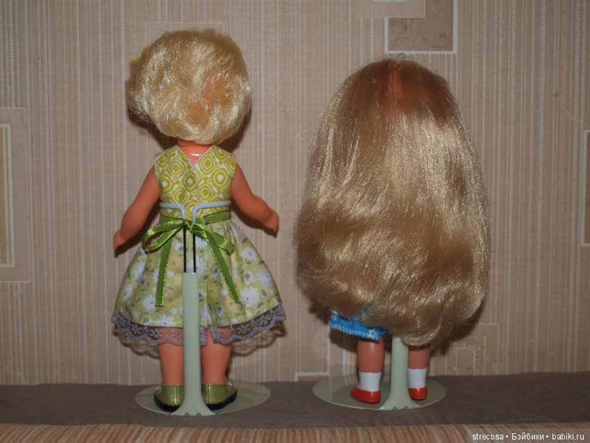 Бантики, чулочки, платьица, или как мне помогли одеть моих любимиц (фото 3)