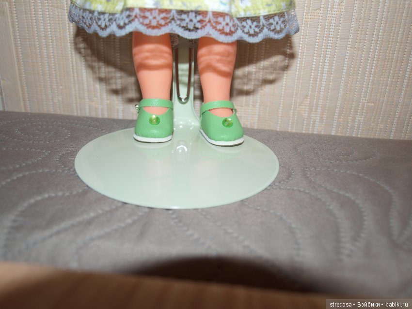 Бантики, чулочки, платьица, или как мне помогли одеть моих любимиц (фото 7)