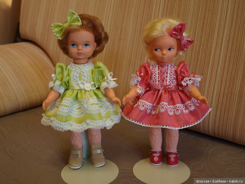 Бантики, чулочки, платьица, или как мне помогли одеть моих любимиц
