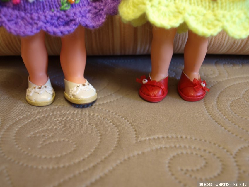Бантики, чулочки, платьица, или как мне помогли одеть моих любимиц