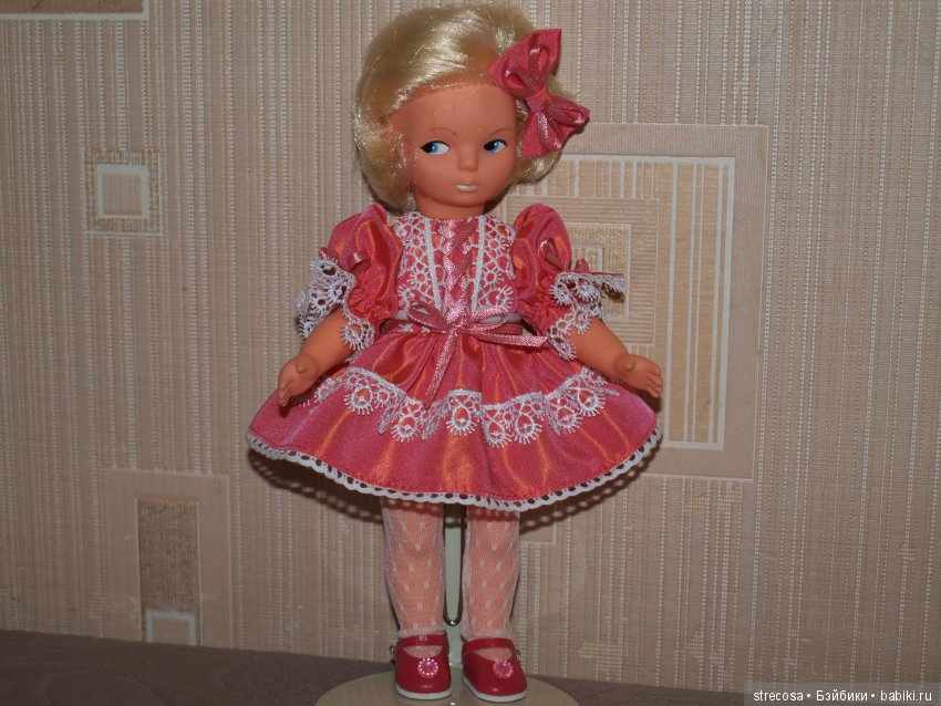 Бантики, чулочки, платьица, или как мне помогли одеть моих любимиц (фото 9)